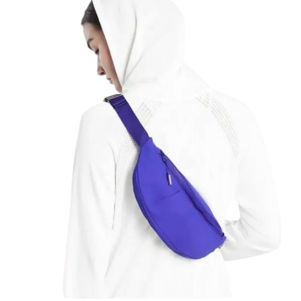 Athleta Kinetic Crossbody Belt Bag Nylon Waist Fanny Pack In Merlin Blue